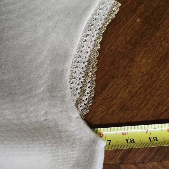 Zara, Elegant Cream Women's Top. Sz M - Picture 4 of 9